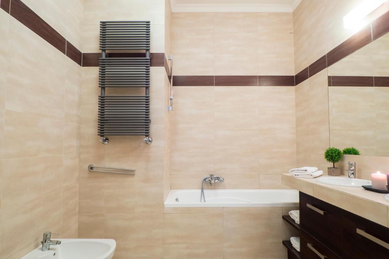 As Home Apartamenty Rynek 50 R503 Amazing View فروتسواف المظهر الخارجي الصورة