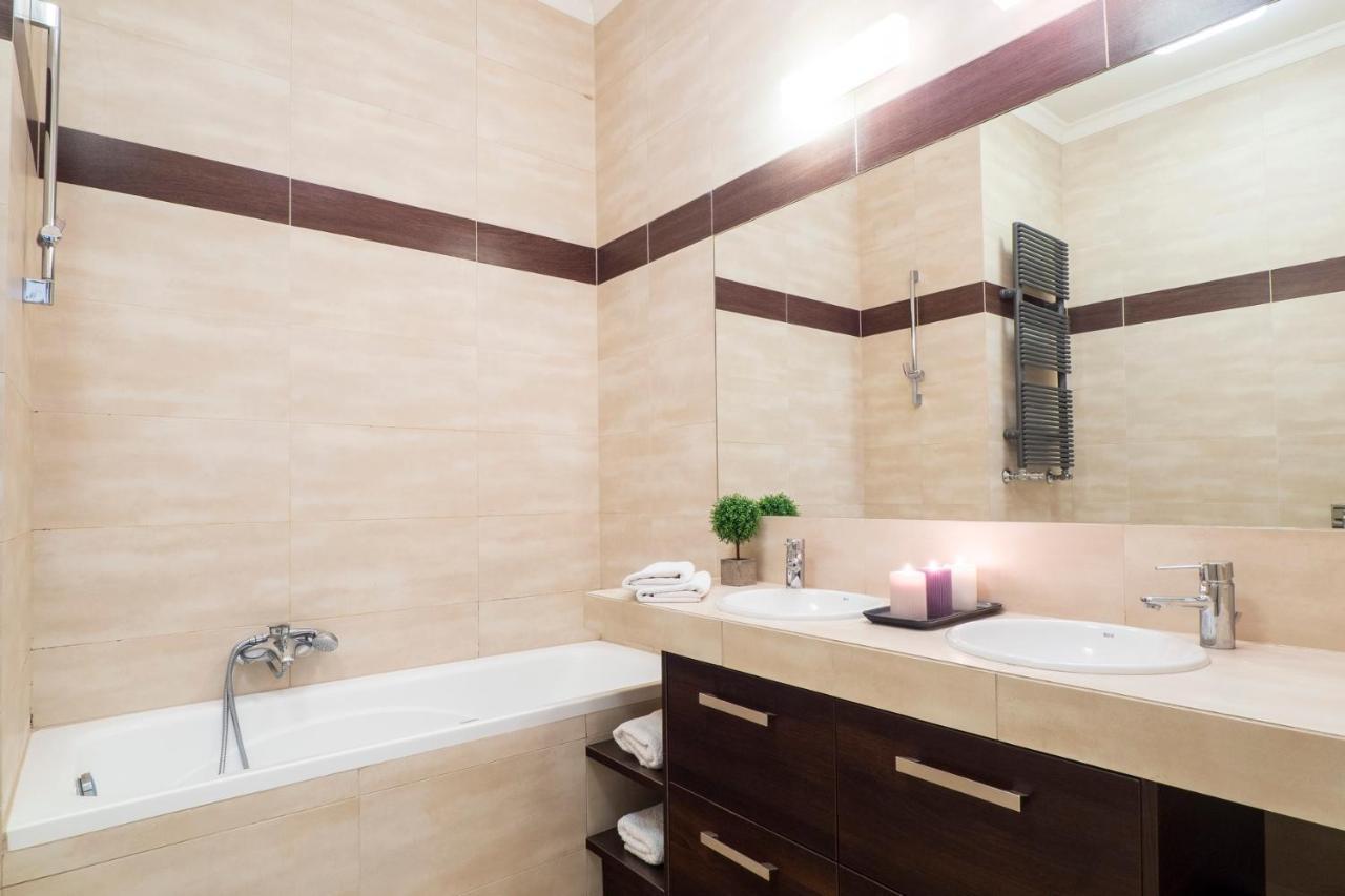 As Home Apartamenty Rynek 50 R503 Amazing View فروتسواف المظهر الخارجي الصورة